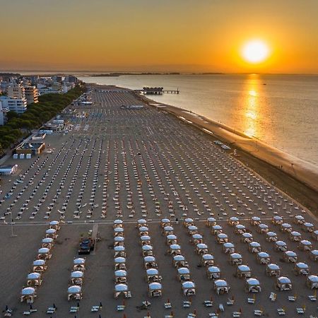 Appartamenti Villaggio Giardino Lignano Sabbiadoro Exterior foto